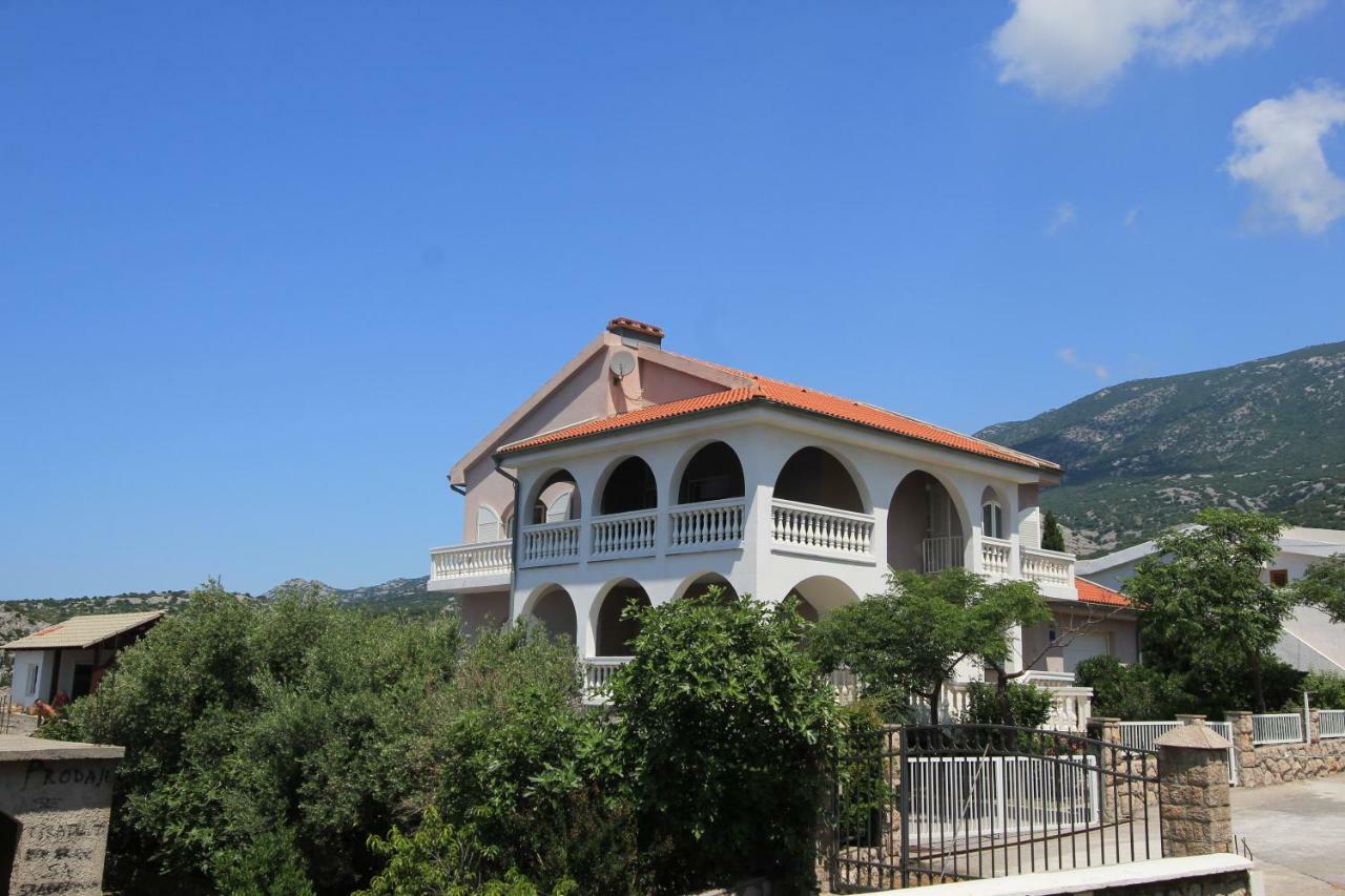 Villa Mihaela - Apartment Ana Cesarica Exterior photo